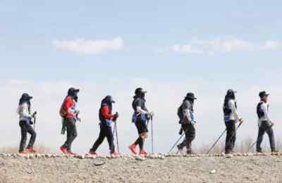 敦煌戈壁徒步：敦煌戈壁徒步攻略